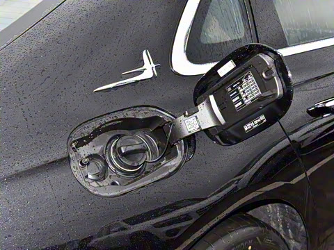 2025�� �Ŀ� E 300 L ʱ����