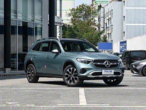 2025�� �Ŀ� GLC 260 L 4MATIC ������