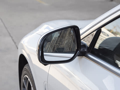 2025�� ��������� 710�콢��