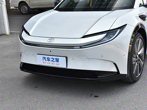 2025�� 550 PRO���а�