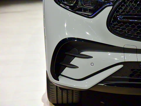 2025�� GLC 300 4MATIC ����SUV