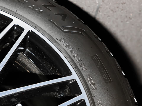 2025�� Cayenne 3.0T