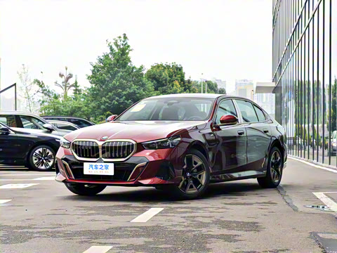 2024�� 525Li M�˶���װ