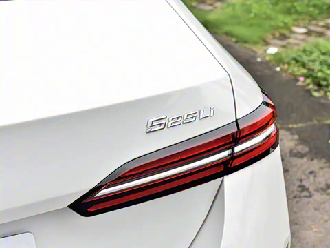 2024�� 525Li M�˶���װ