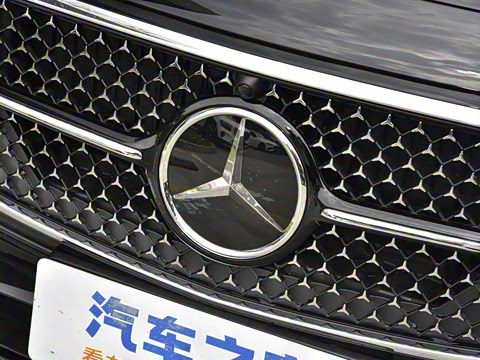 2025�� �Ŀ� E 300 ʱ�����˶���