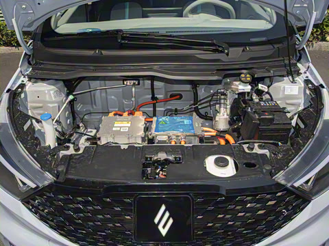 2025�� Plus 330KM������