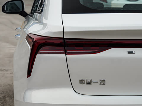 2025�� ��ҫ�� 1.5T ������