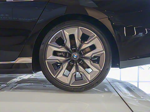 2023�� 740Li ������ ������װ