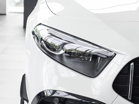 2025�� �Ŀ� AMG A 35 L 4MATIC