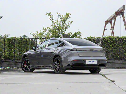 2025�� ���� 550ProѲ����