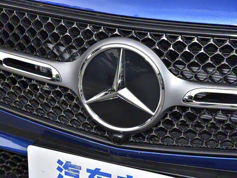 2024��  �Ŀ� GLC 260 L 4MATIC ������ 5��