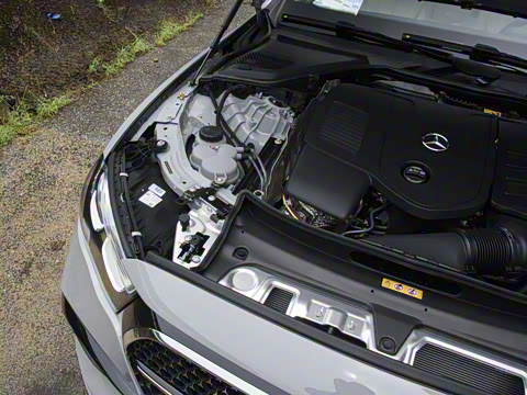 2024�� E 300 ʱ�����˶���