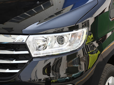 2025�� PLUS 2.0L ��Ӣ��