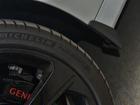 2024�� 2.0T ���Ͱ���������� Shooting Brake