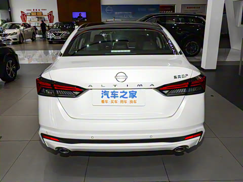 2022�� 2.0L XL-TLS ������