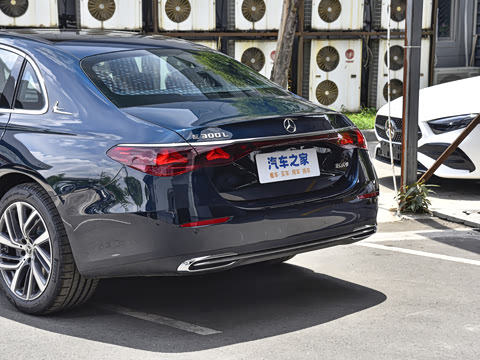 2024�� �Ŀ� E 300 L ʱ����