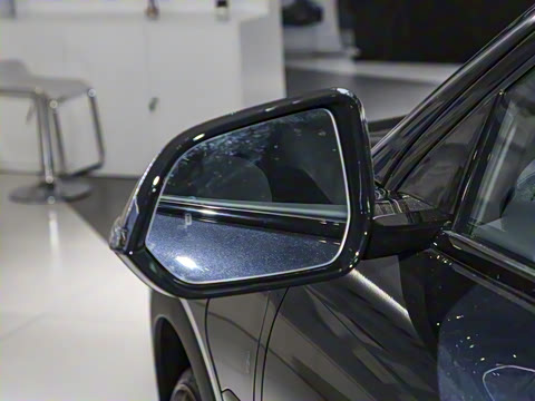 2025�� 735MAX 160kW