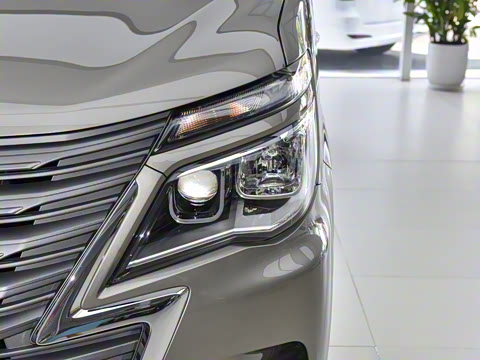 2024�� M5 1.6L ������7��CNG