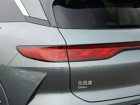 2025�� DM 215KM�����״��콢��