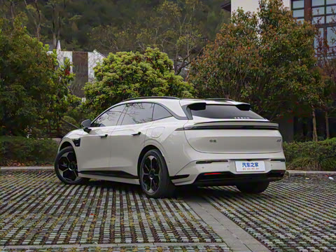 2025�� �����������Ǽݰ� 100kWh