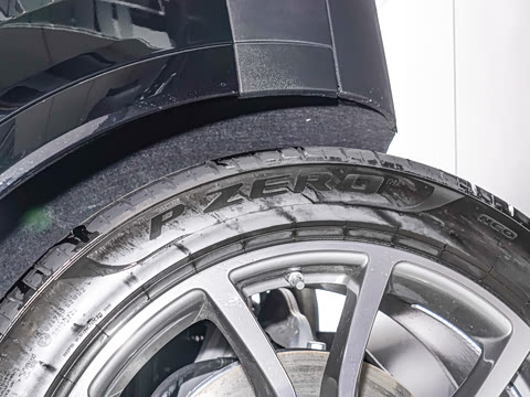 2025�� Cayenne 3.0T