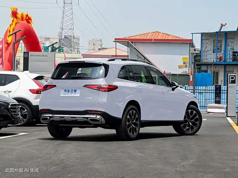 2024�� GLC 260 L 4MATIC ������ 5��