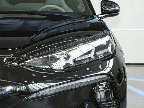 2025�� 702 �Ǽ�˫�������ٰ�