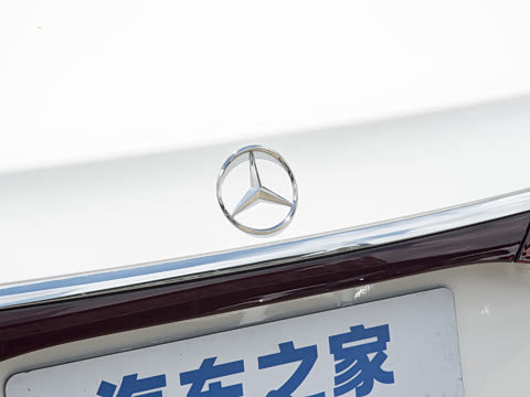 2024�� �Ŀ� E 300 L ʱ����