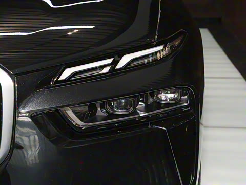 2024�� xDrive40i ������M�˶���װ