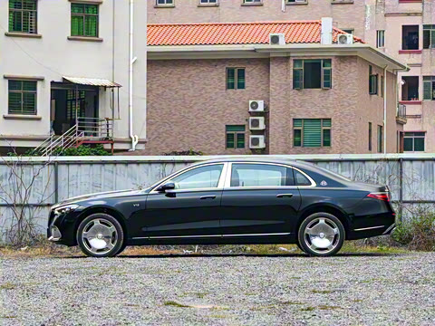 2025�� S 680 4MATIC