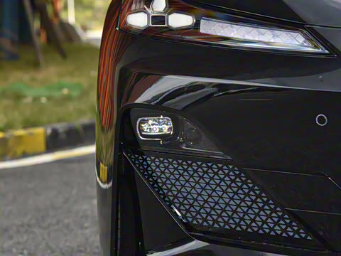 2025�� �Ŀ� ���羫Ӣ��