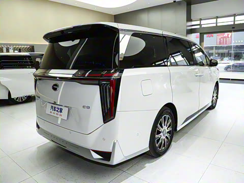 2025�� E9 �������  ��ʦ