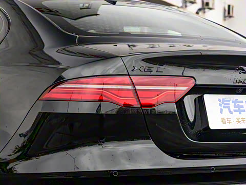 2025�� 2.0T 250PS R-DYNAMIC 90�����ذ�