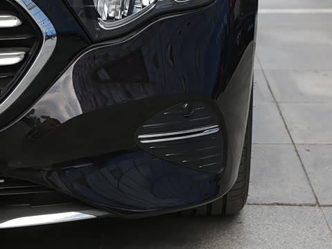 2025�� �Ŀ� E 300 L ʱ����