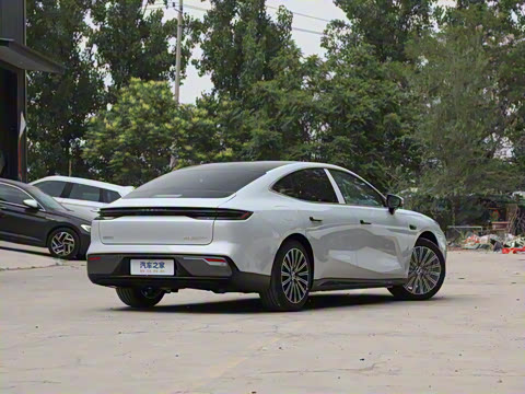 2025�� 130km EM-i �콢��