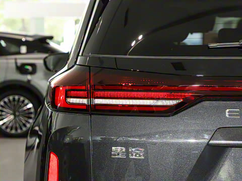 2025�� 400T ������ҫ�� 7��