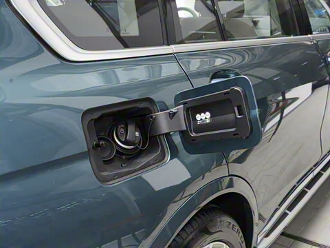 2024�� xDrive40i �����ͺ�����װ