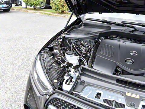 2025�� �Ŀ� GLC 300 L 4MATIC ������ 5��