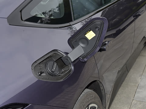 2025�� Ultra���̰�