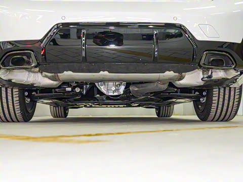 2025�� 330i M�˶���ҹ��װ