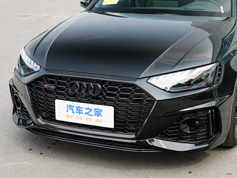 2024��  RS4 Avant ȼ���