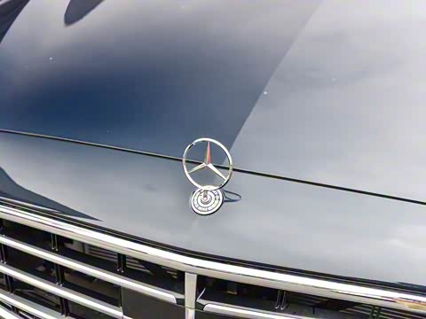 2024�� �Ŀ��� C 260 L