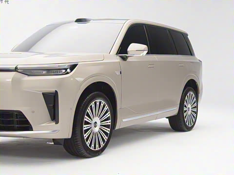 2025�� Ǭ�� UItra 6��