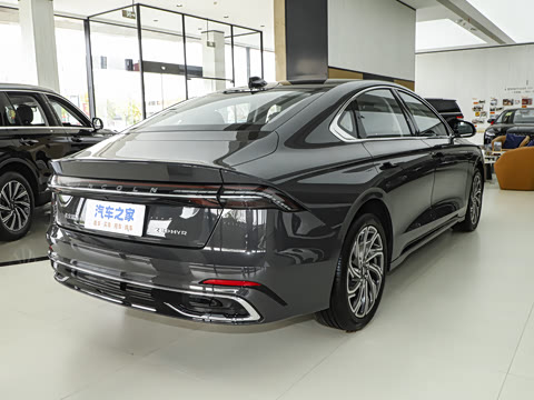 2025�� 2.0T ���ݰ�