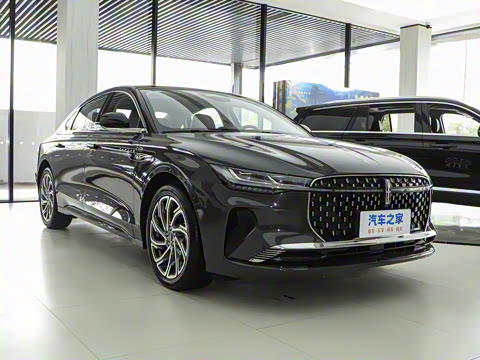 2025�� 2.0T ���ݰ�