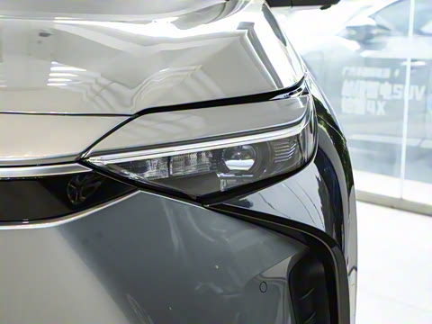 2025�� 615 Pro��