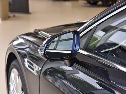 2024�� V8 Edition 8