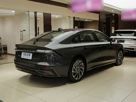 2025�� 2.0T ���ݻ춯��