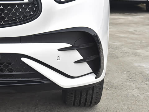 2025�� �Ŀ� GLC 300 4MATIC ����SUV