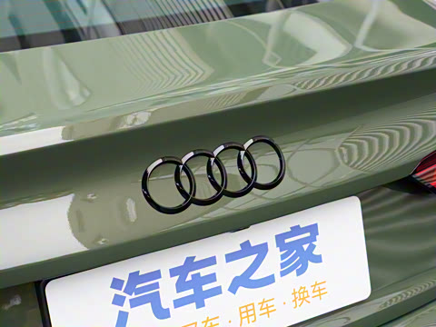 2025�� Sportback ��ذ� 40 TFSI quattro ����������